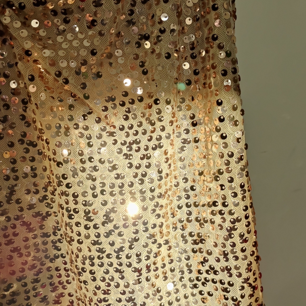 Gold sequence cami - Picture 2 of 3